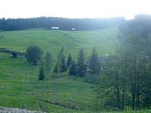 Soubh harrachovsk modr a erven sjezdovky
