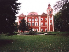 Z�mek & kr�ma D�tenice D�tenice